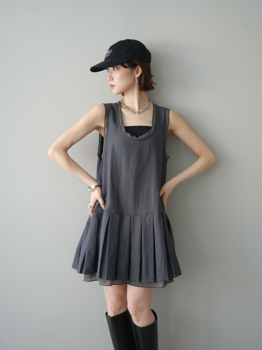 [予約]チュールドッキング裾プリーツミニワンピース/charcoal