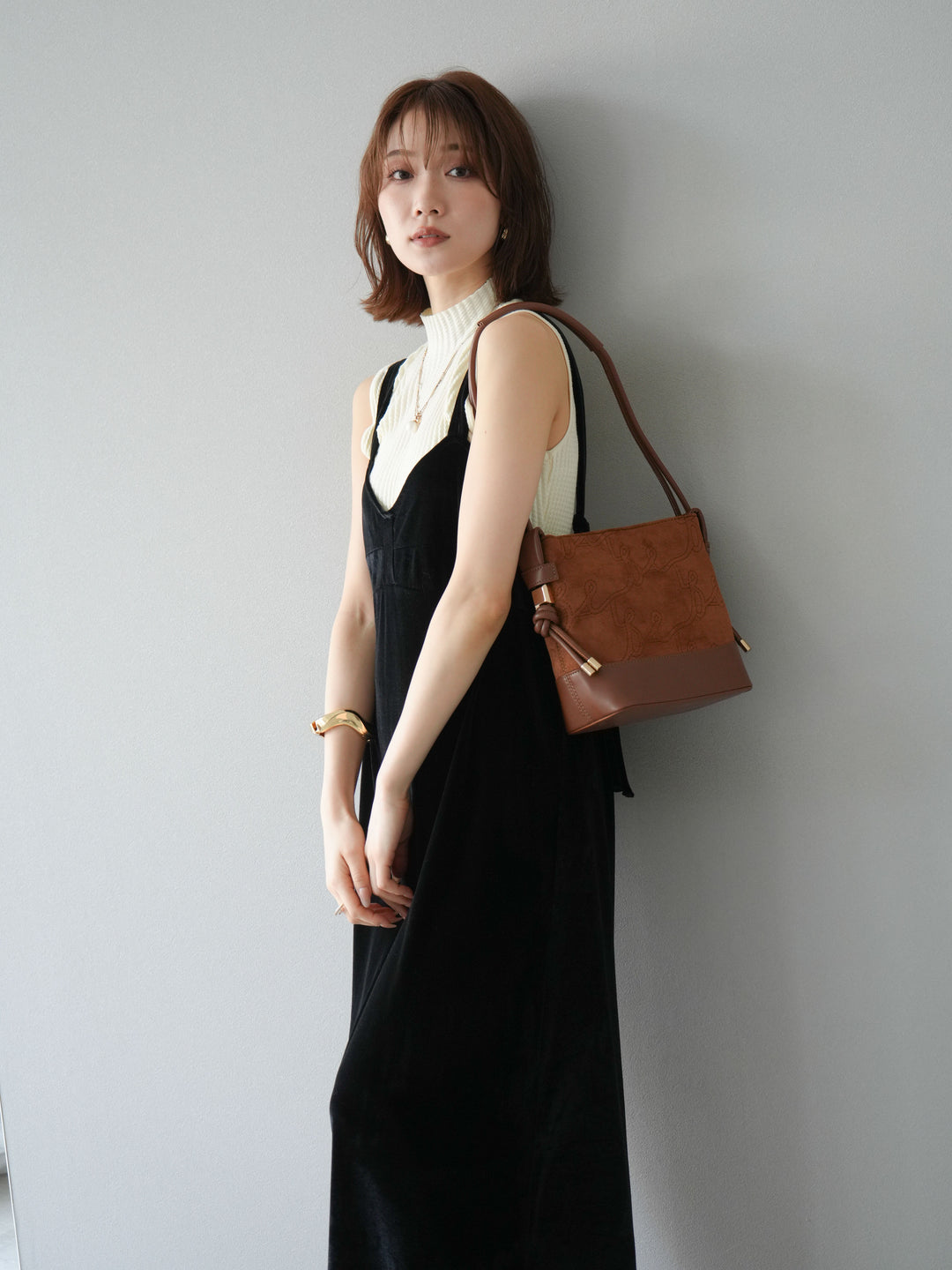 [予約]ベロアビスチェキャミワンピース/ブラック