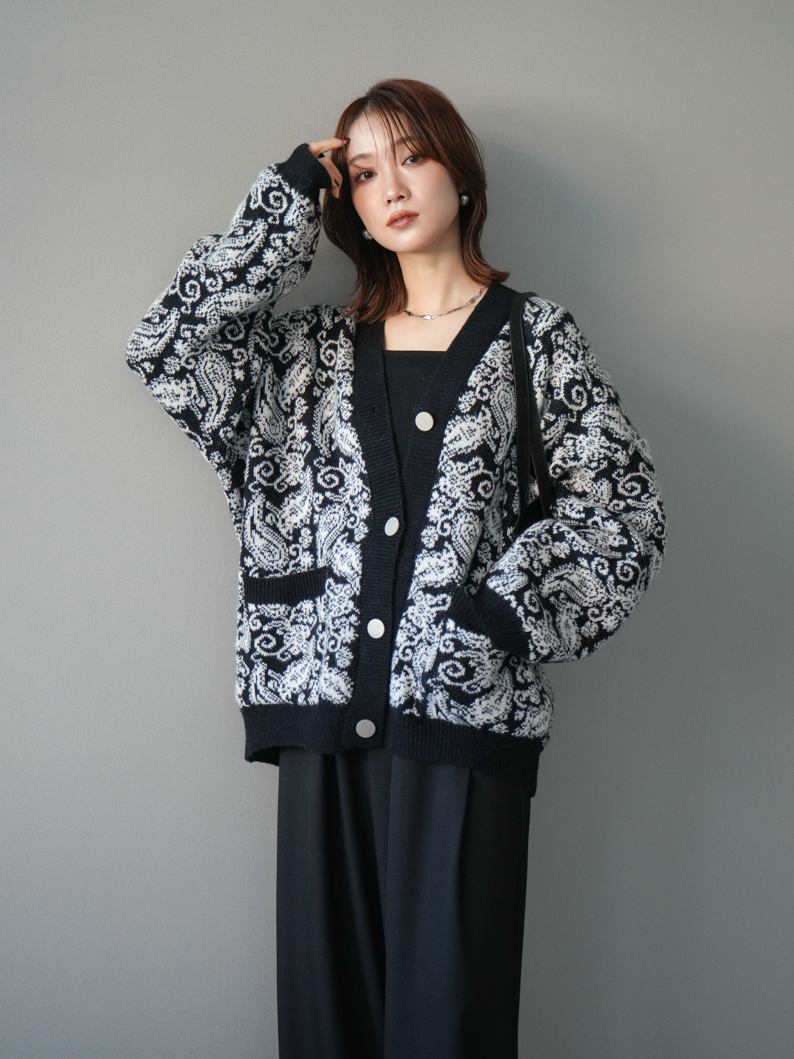 予約]ペイズリー柄ニットカーディガン/black – Lumier