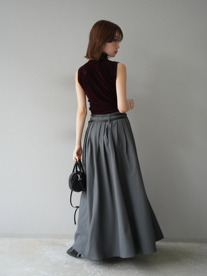 [SET]シアーベロアプチネックノースリーブトップス+エステルプリーツスリットスカート(2set)