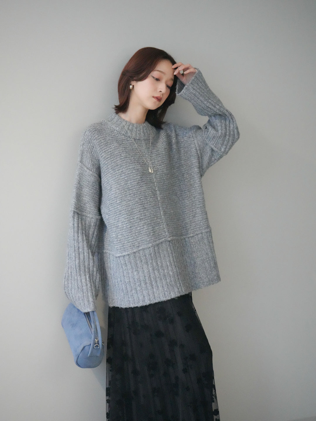 [SET]編み地切替ボトルネックニットプルオーバー+フラワーフロッキーチュールプリーツスカート(2set)