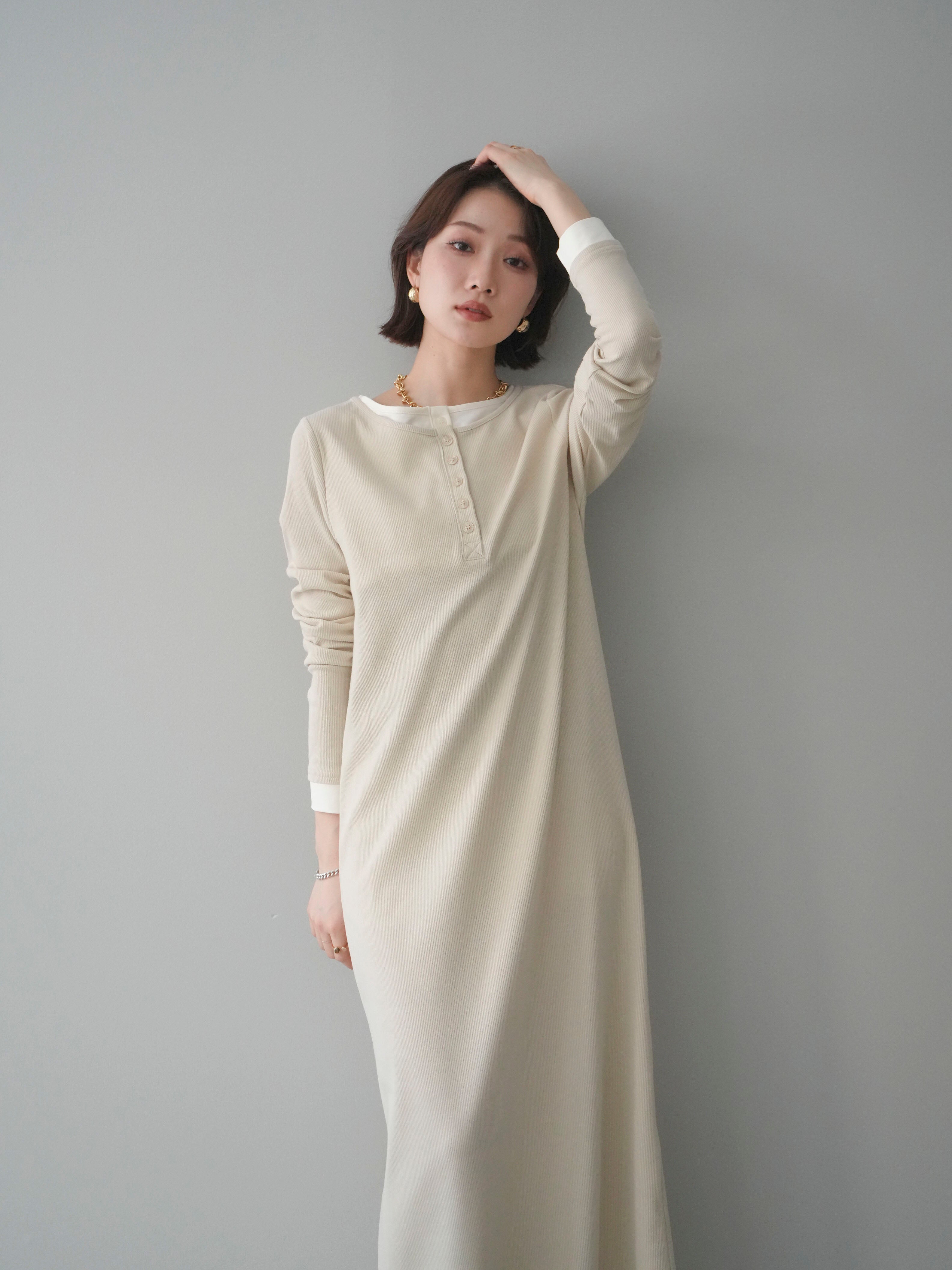 予約]配色レイヤードヘンリーネックカットリブワンピース/ivory – Lumier