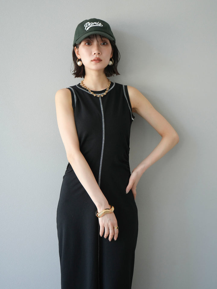 [予約]ウエストオープンステッチカットワンピース/ブラック