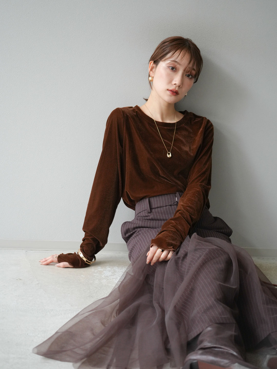 [予約]シアーベロアフィンガーホールトップス/ブラウン