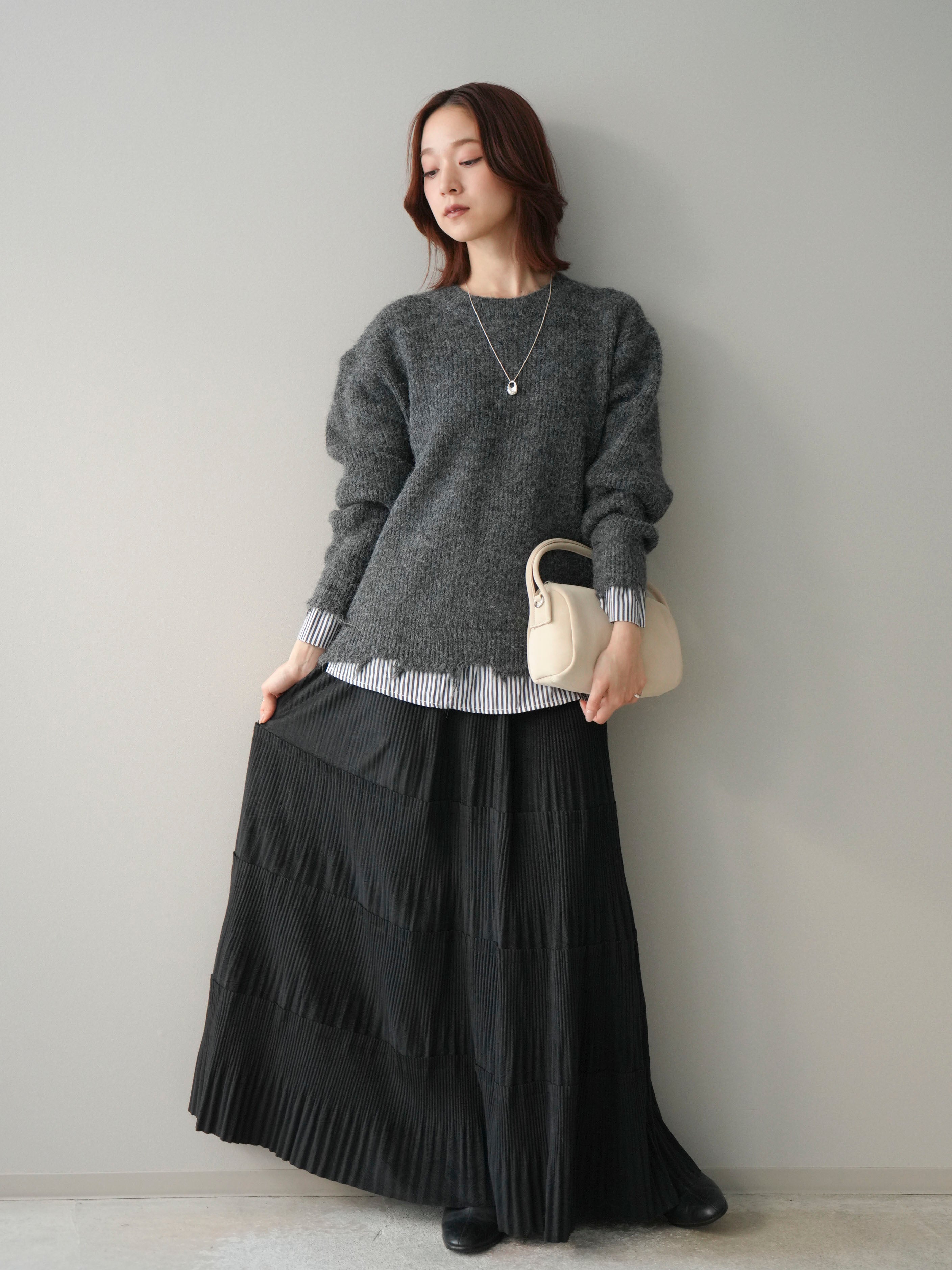 予約]型押しスエードティアードプリーツスカート/black – Lumier