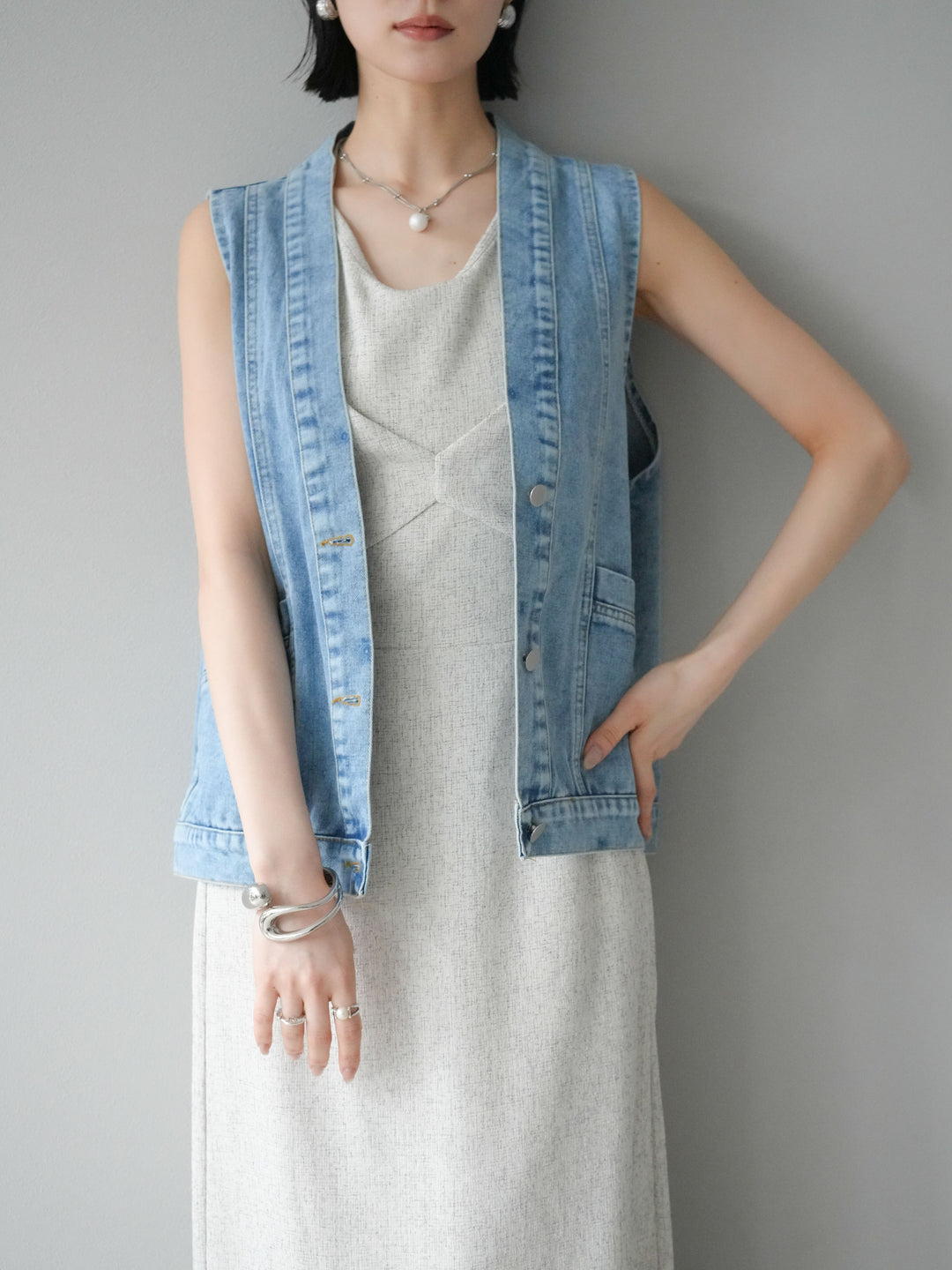 [預購] 夏季粗花呢層疊吊帶洋裝/象牙白