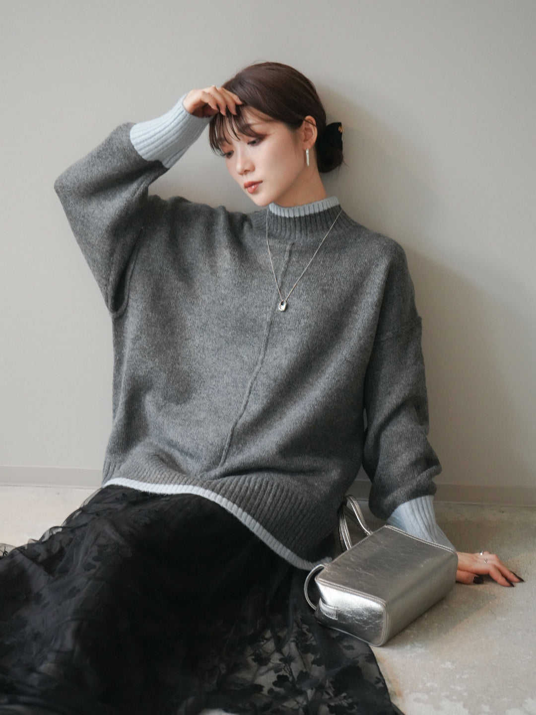 [SET]配色ハイネックニットプルオーバー+フラワーフロッキーチュールプリーツスカート(2set)