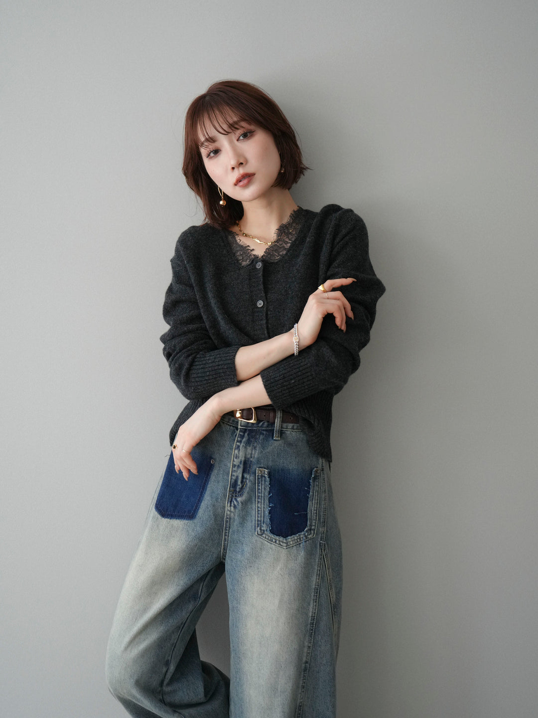 [SET]レースネックニットカーディガン+染めデザインポケットデニムパンツ(2set)