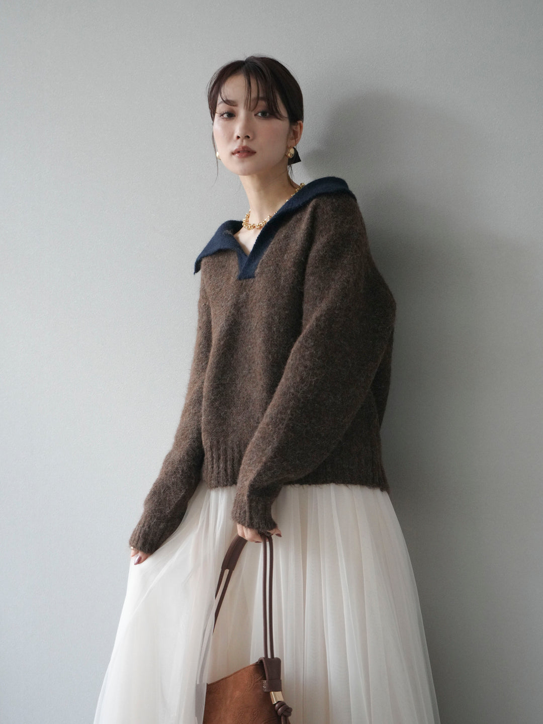 [予約]バイカラー襟付きニットプルオーバー/brown