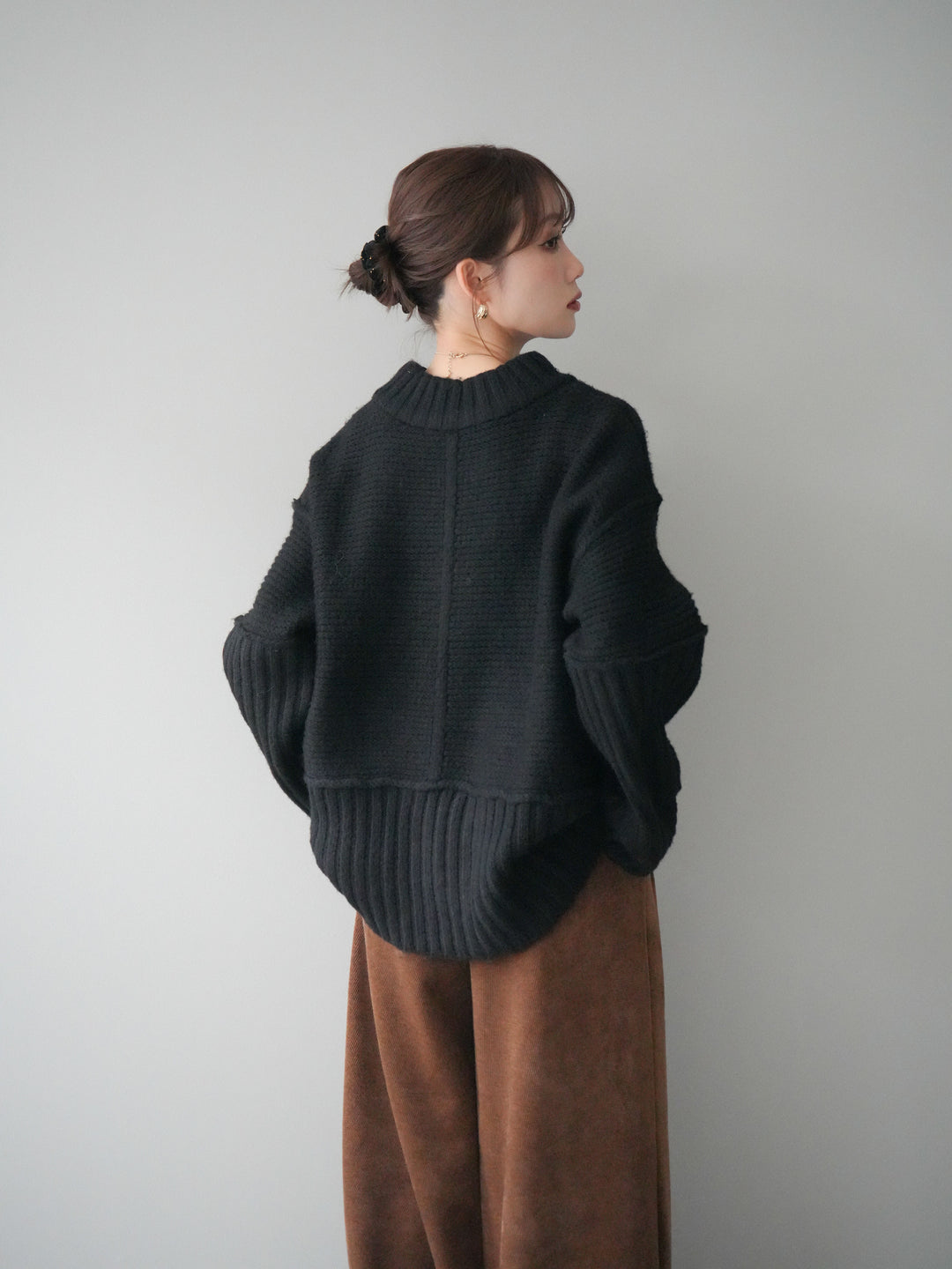 [予約]編み地切替ボトルネックニットプルオーバー/black