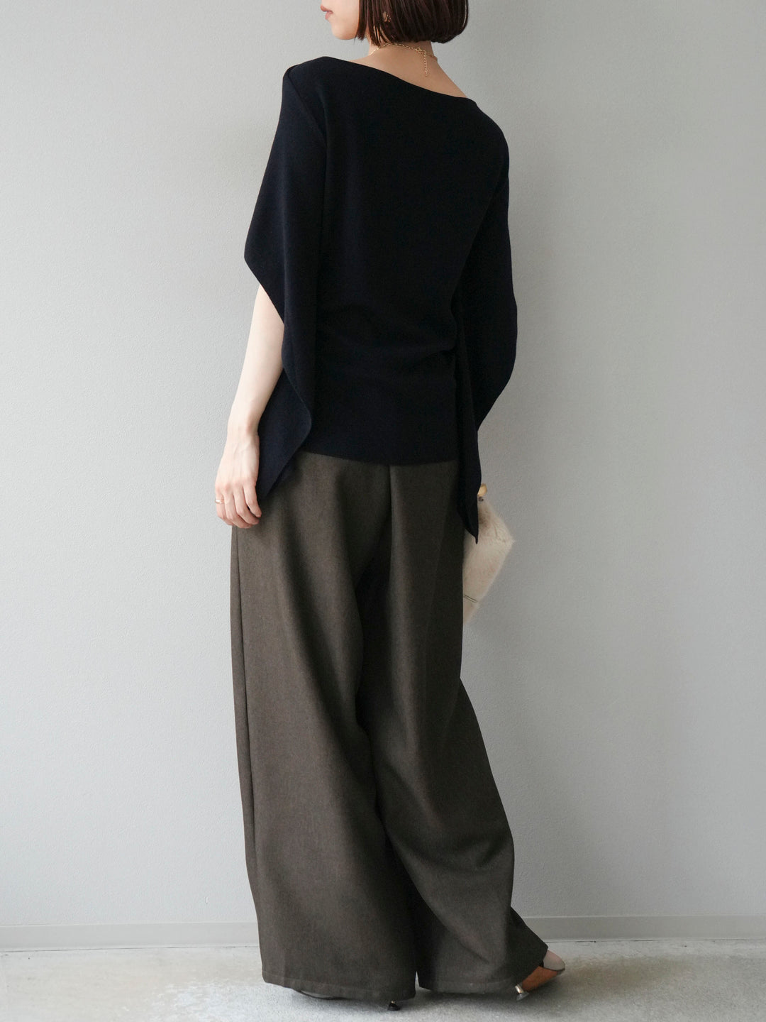 [予約]レザーパイピングタックワイドパンツ/ブラウン