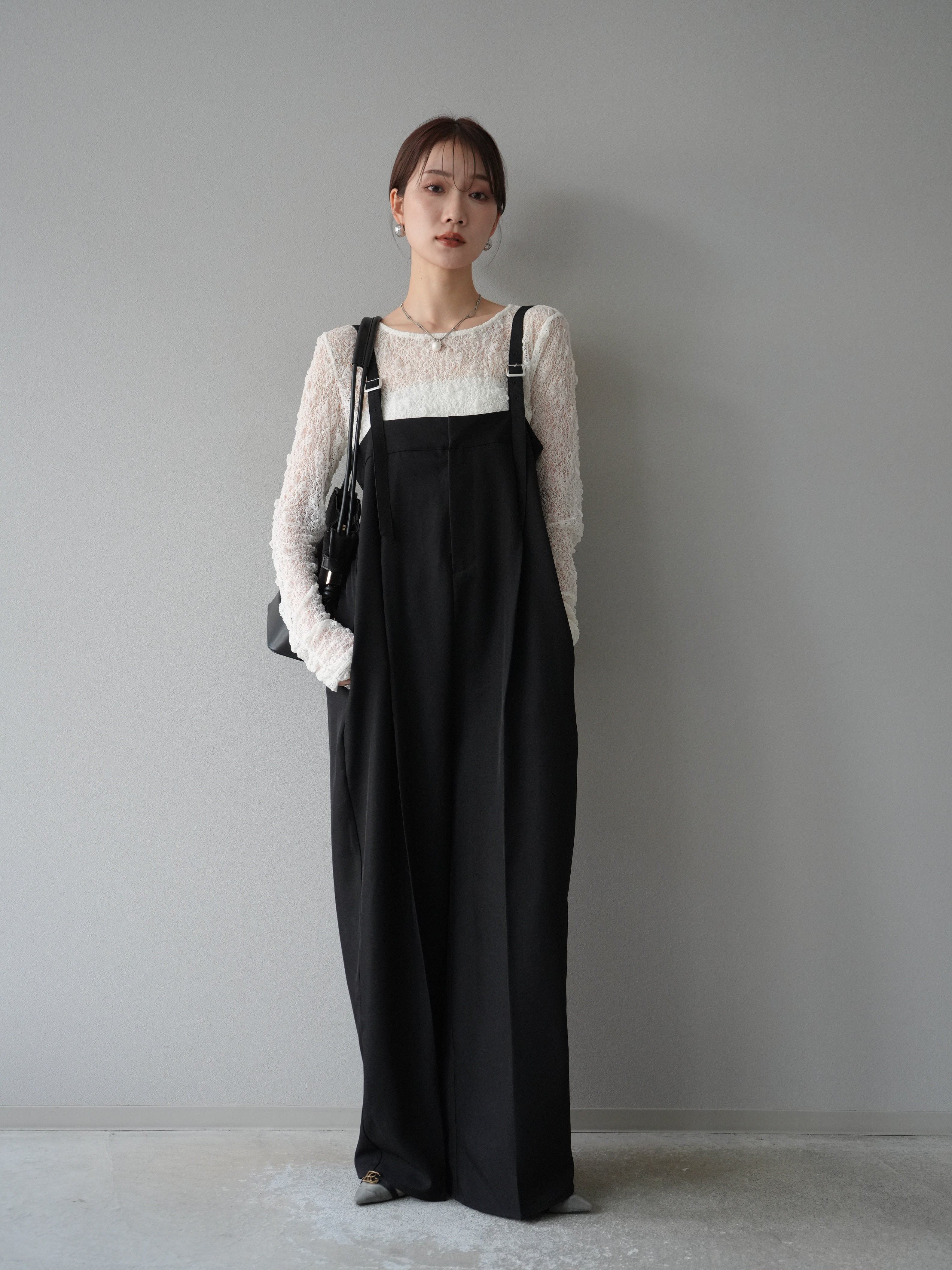 予約]エステルベアサロペット/ブラック – Lumier