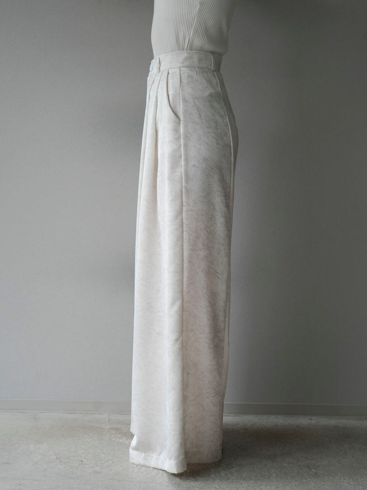 [Pre-order] 2-tuck nuanced satin wide pants/ivory