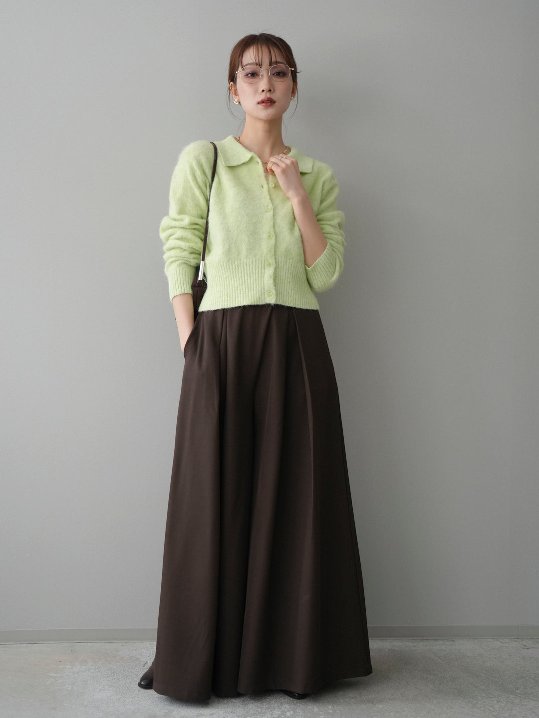 [SET]モヘア衿付きボタンプルオーバー+テープベルトタックバギーパンツ(2set)