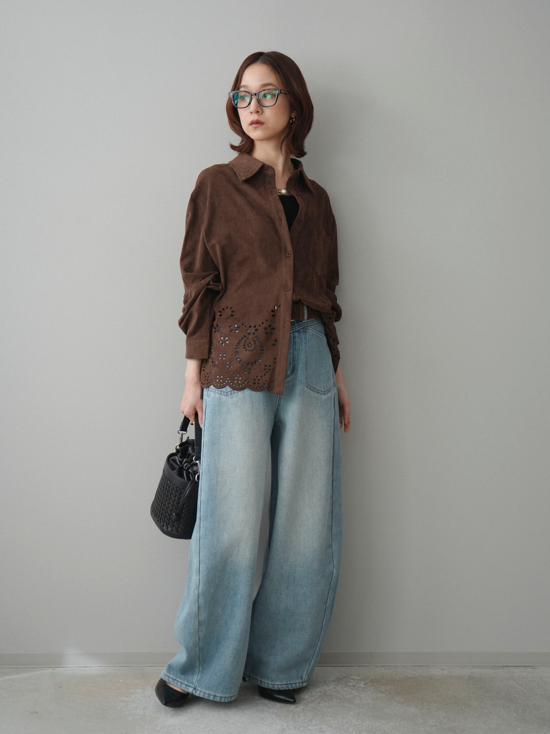 [SET]裾スカラップスエードシャツ+ベルト付裏起毛カーブデニムパンツ(2set)