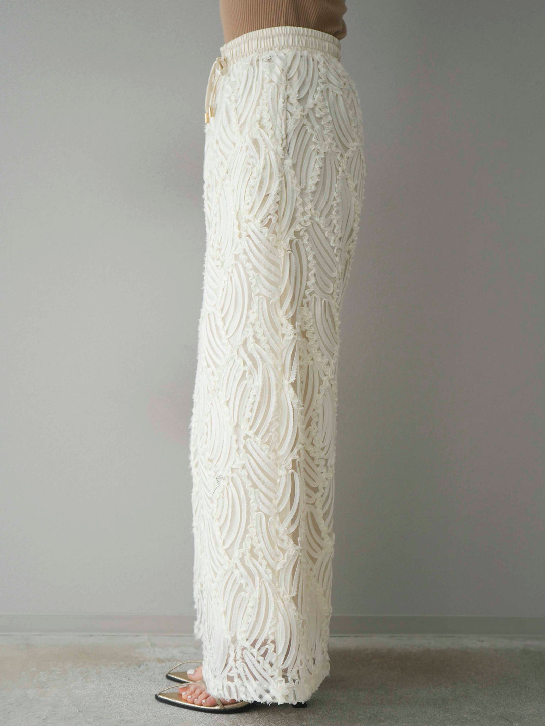 【預購】透視提花寬褲/象牙白