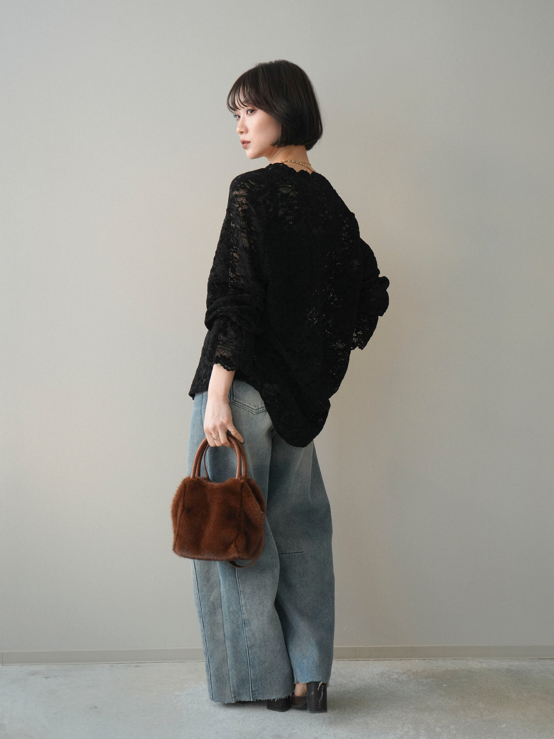 [SET]Vネックレースブラウス+裏起毛カットオフカーブデニムパンツ(2set)