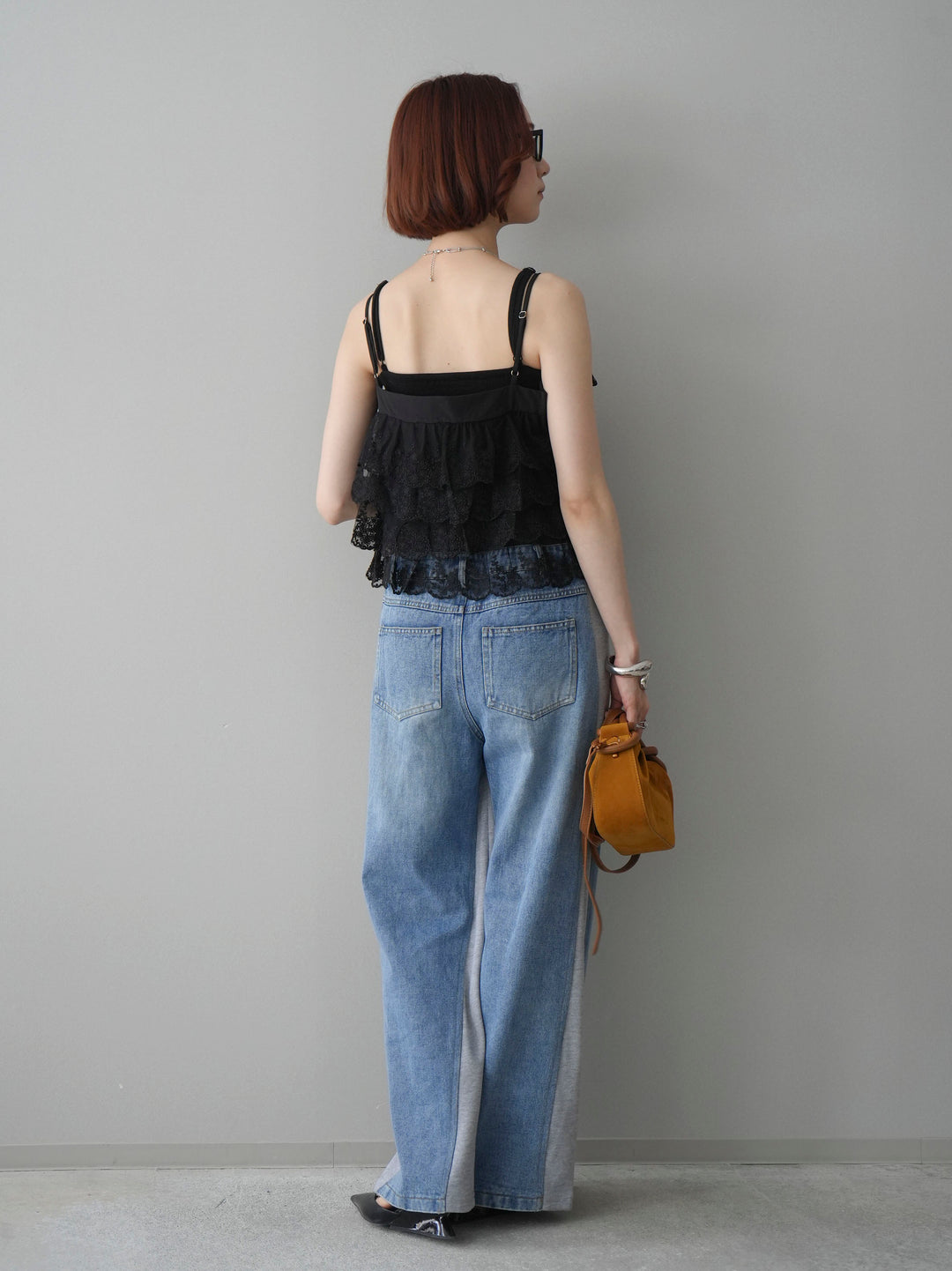 [SET]スカラップレースフリルキャミソール+デニム切替スウェットパンツ(2set)