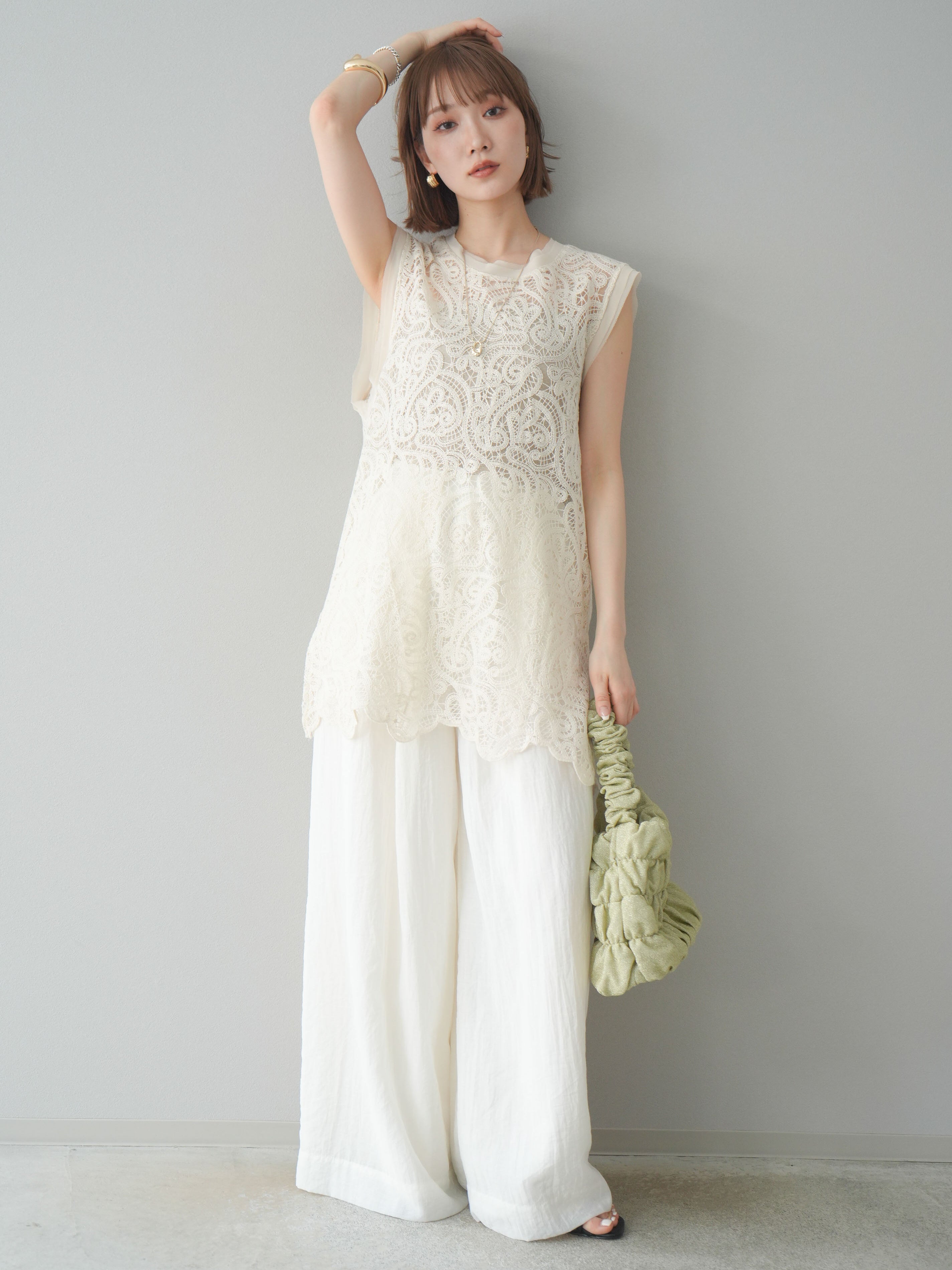 予約]シアータックワイドパンツ/オフホワイト – Lumier