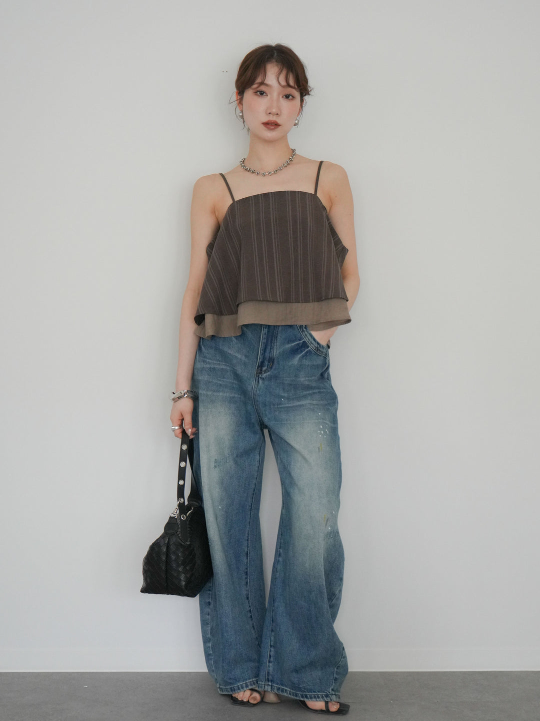 [予約]ベルト付ペイント加工カーブデニムパンツ/blue