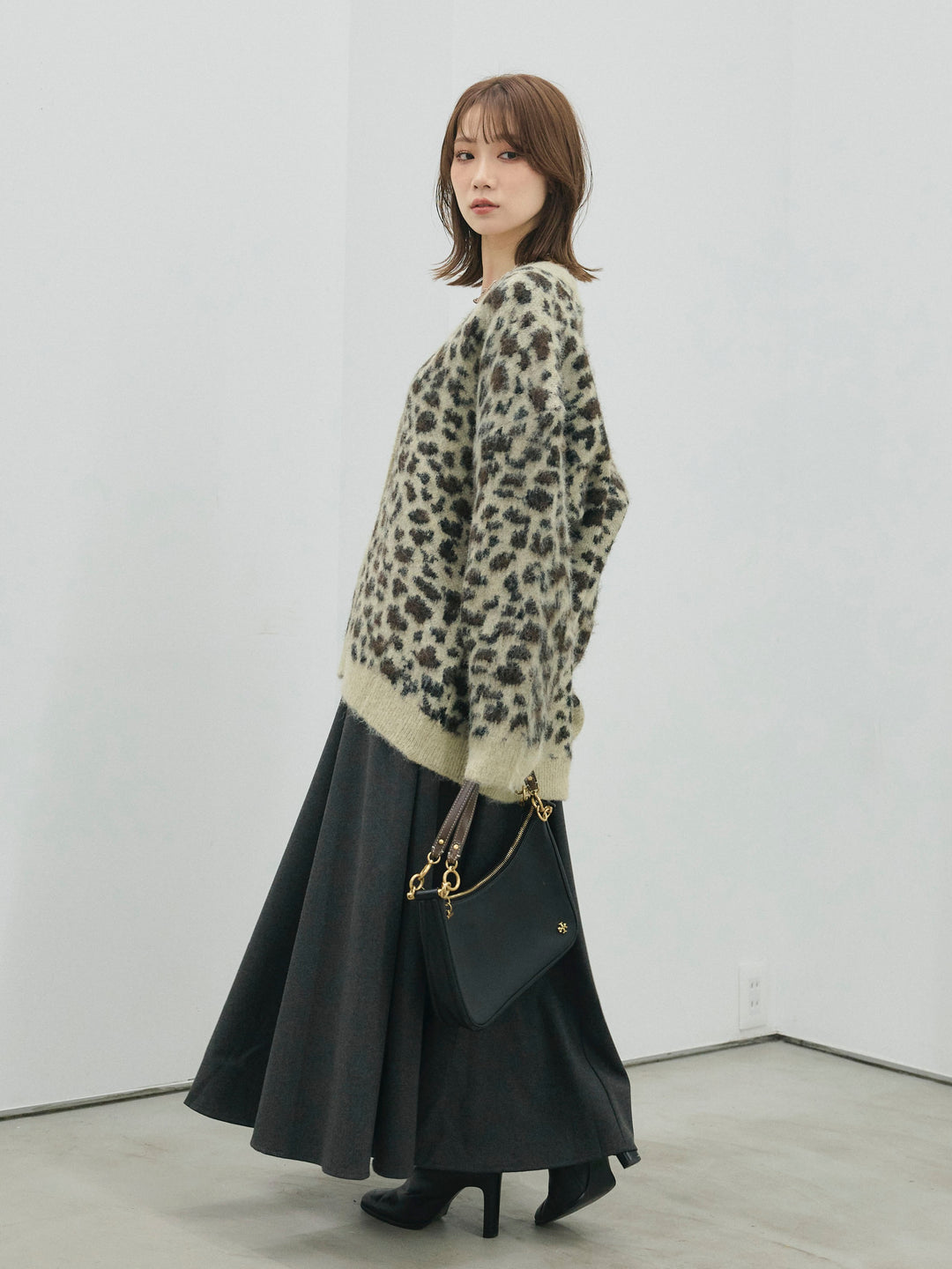 【Allure】[SET]レオパードシャギーニットカーディガン+ウールタッチフレアスカート(2set)