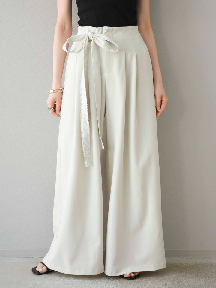【預購】蕾絲腰帶設計寬褲/象牙白