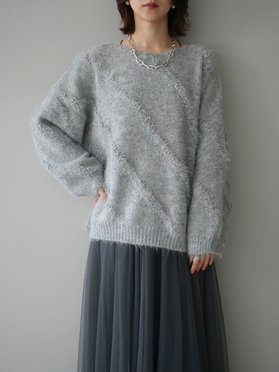 [予約]ブークレラインデザインニットプルオーバー/gray