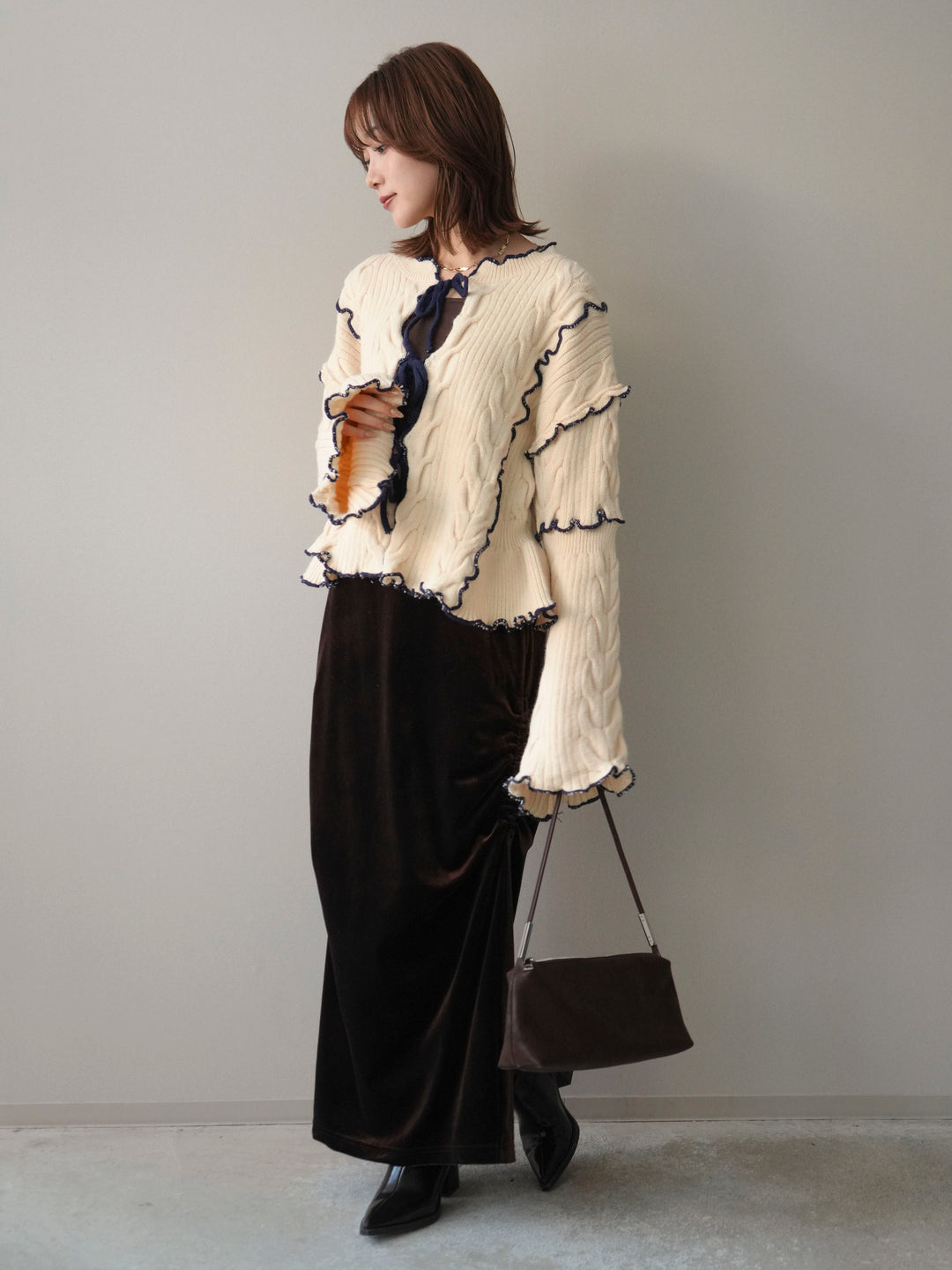 [SET]フロントリボン配色メローニットカーディガン+ギャザーベロアスカート(2set)