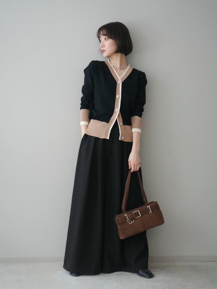 [予約]デザインボタン配色Vネックニットカーディガン/black