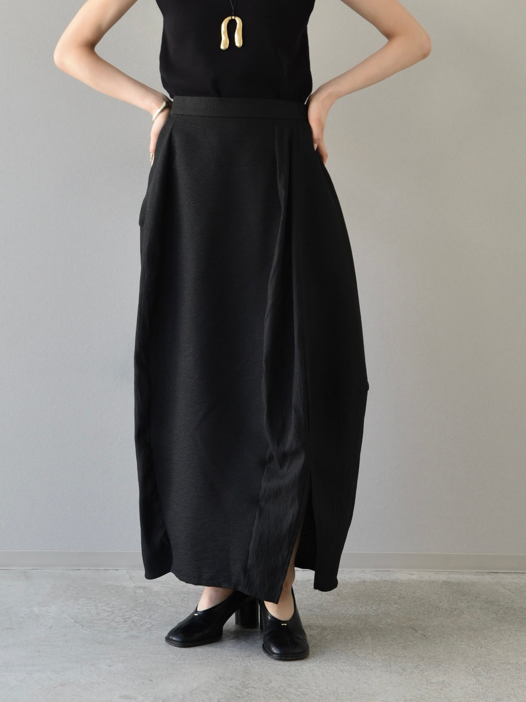 [Pre-order] SUSTAINABLE COCOON SKIRT/BLACK