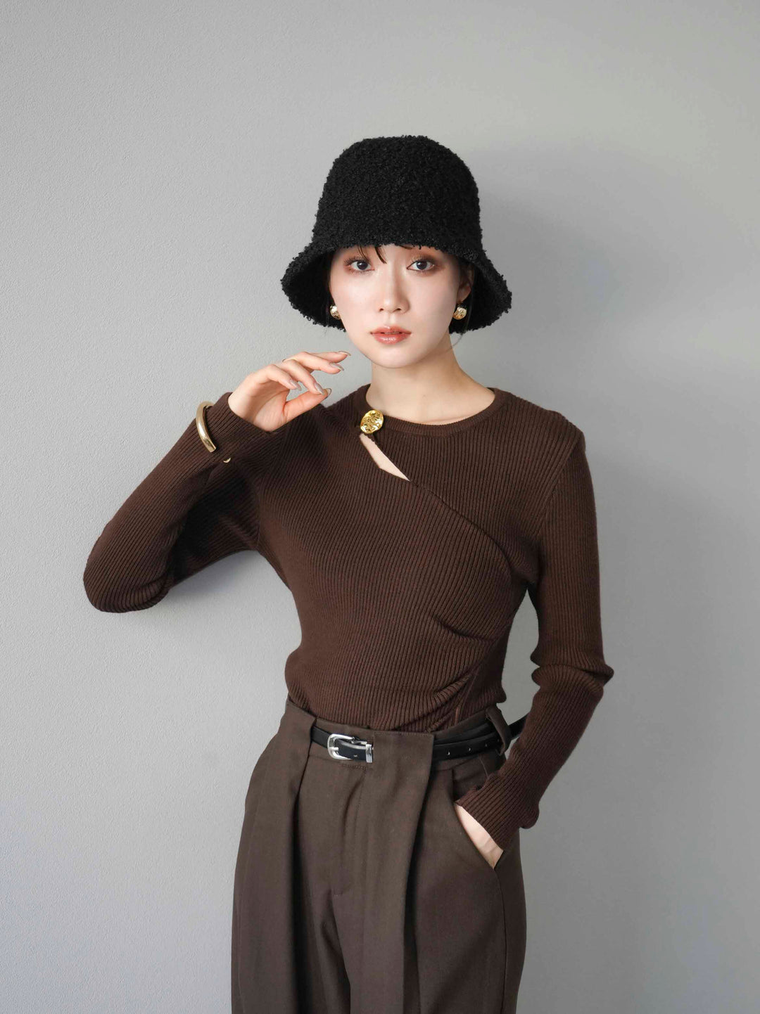 [套裝] 金色圖案設計羅紋上衣 + 選配飾品套裝（2 套）