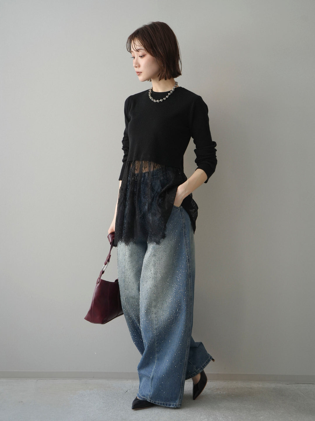 [SET]クルーネックレースドッキングリブニットトップス+フロントビジューカーブデニムパンツ(2set)