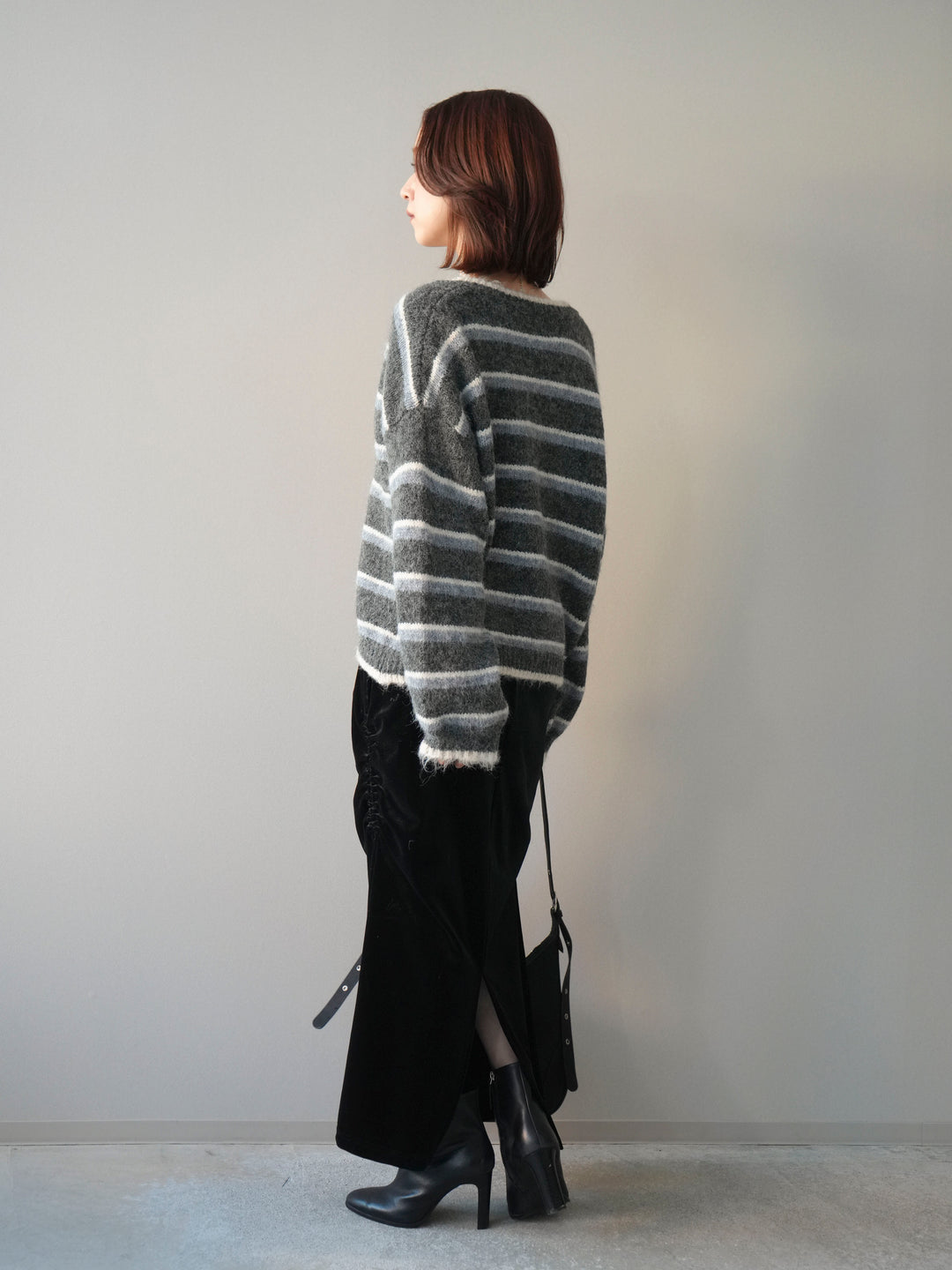 [SET]ウールタッチ配色ボーダーニットカーディガン+ギャザーベロアスカート(2set)