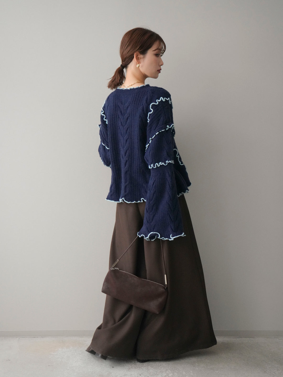 [SET]フロントリボン配色メローニットカーディガン+テープベルトタックバギーパンツ(2set)