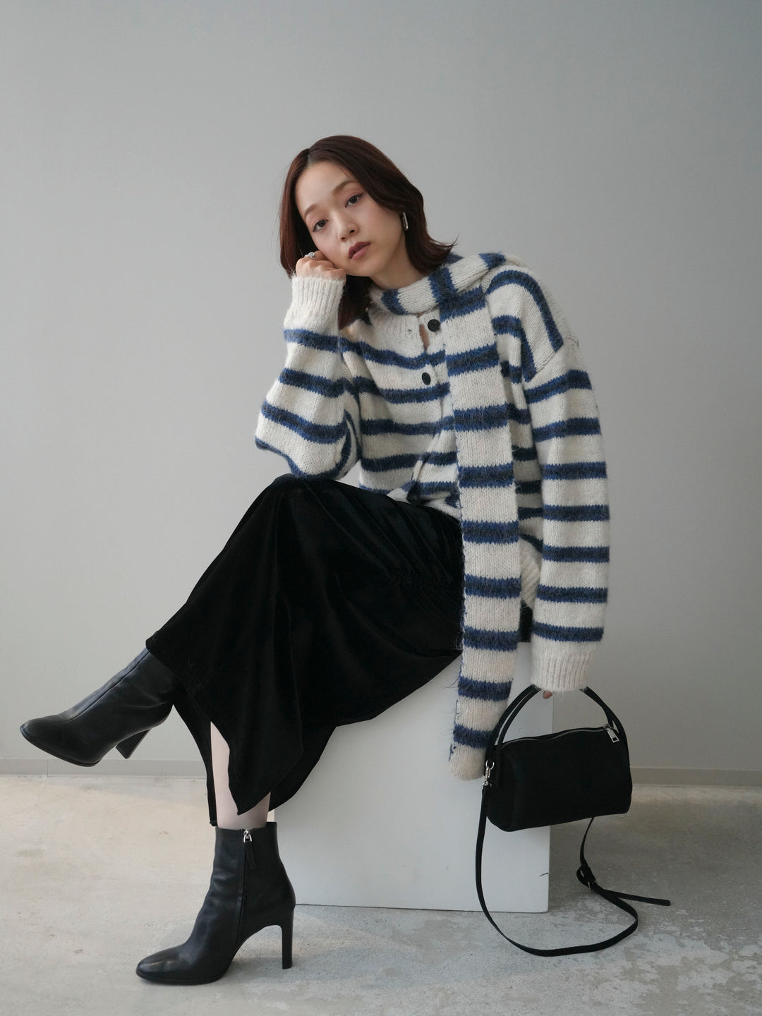 [SET]ボウタイ付きボーダーニットプルオーバー+ギャザーベロアスカート(2set)