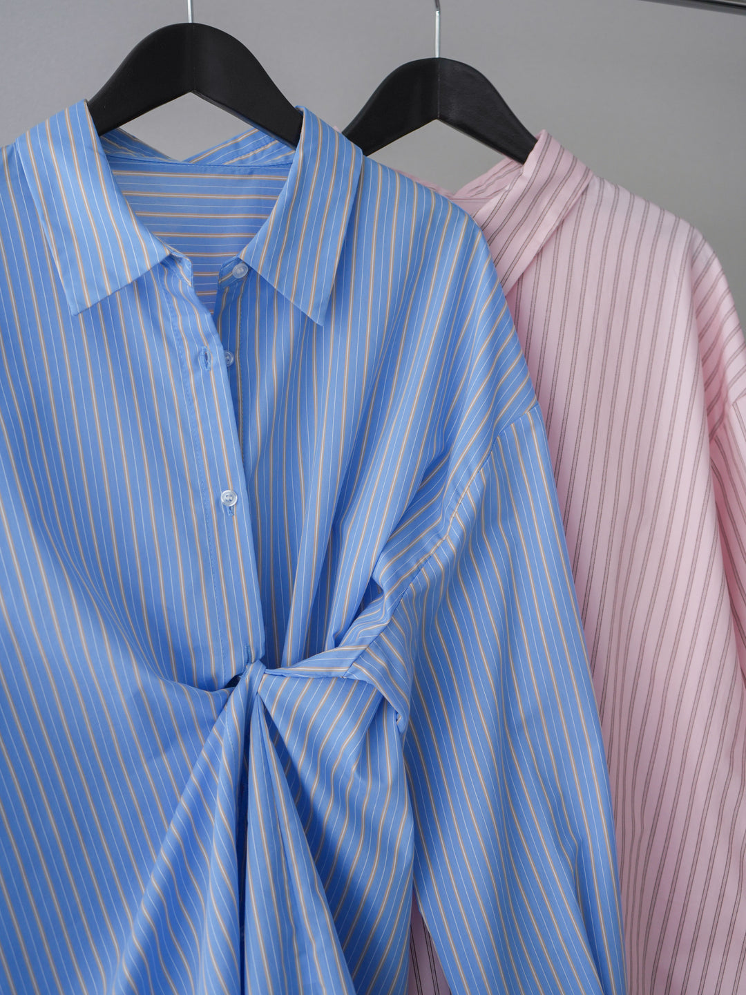 [SET]2wayルーズストライプシャツ+ベルト付キーホルダーモチーフワイドパンツ(2set)