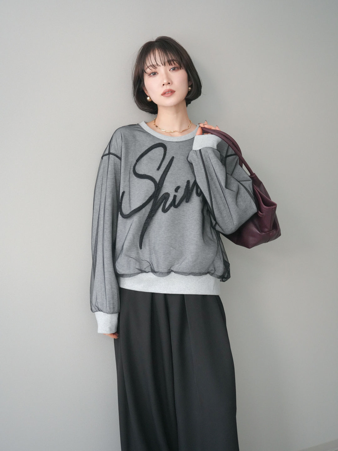 [SET]チュールレイヤードロゴスエットプルオーバー+選べるアクセセット(2set)