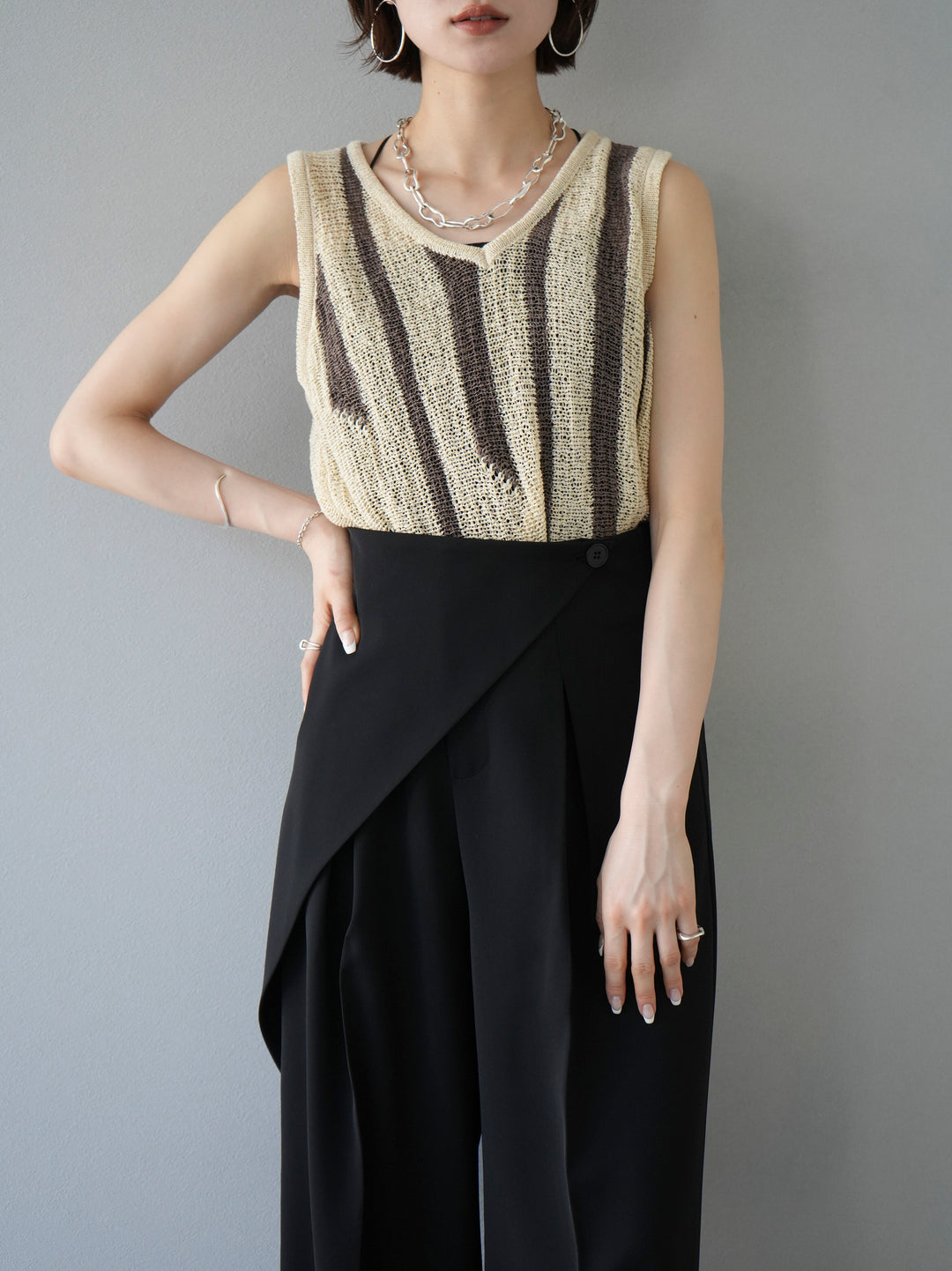[Pre-order] Openwork striped sleeveless knit/beige