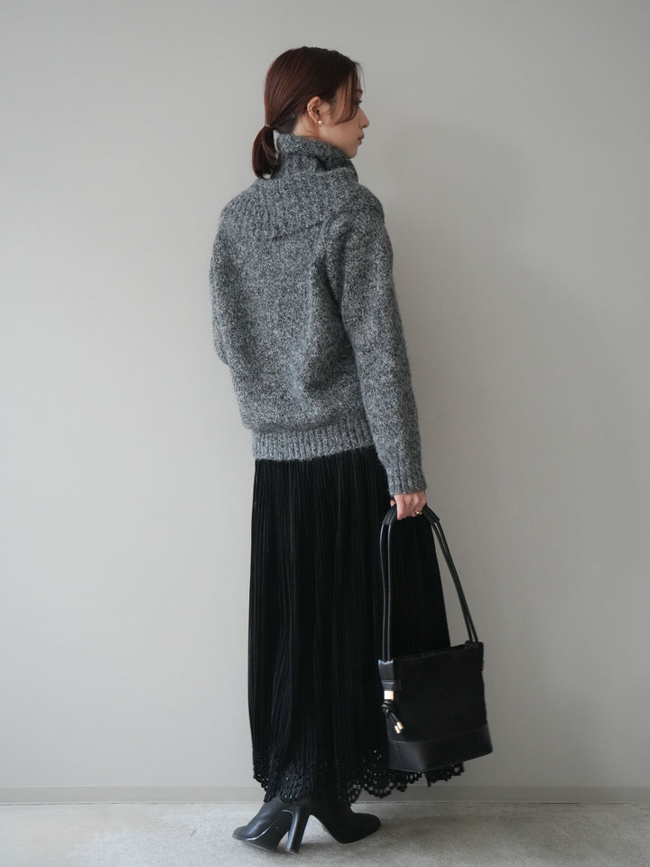 [予約]パンチングデザインスエードプリーツスカート/black