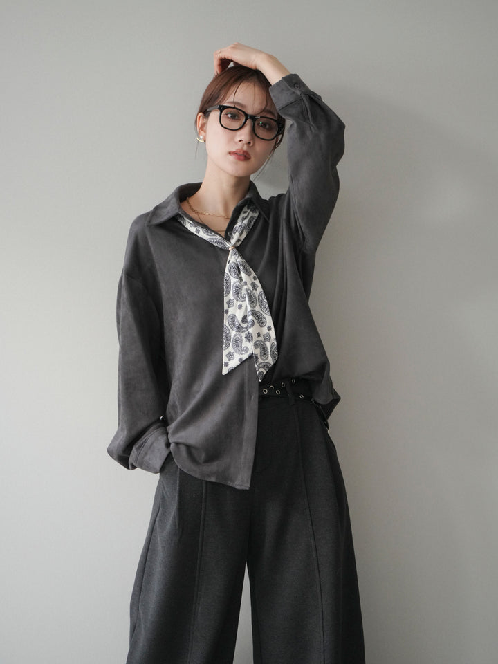 [予約]スカーフ付きスエードシャツ/charcoal