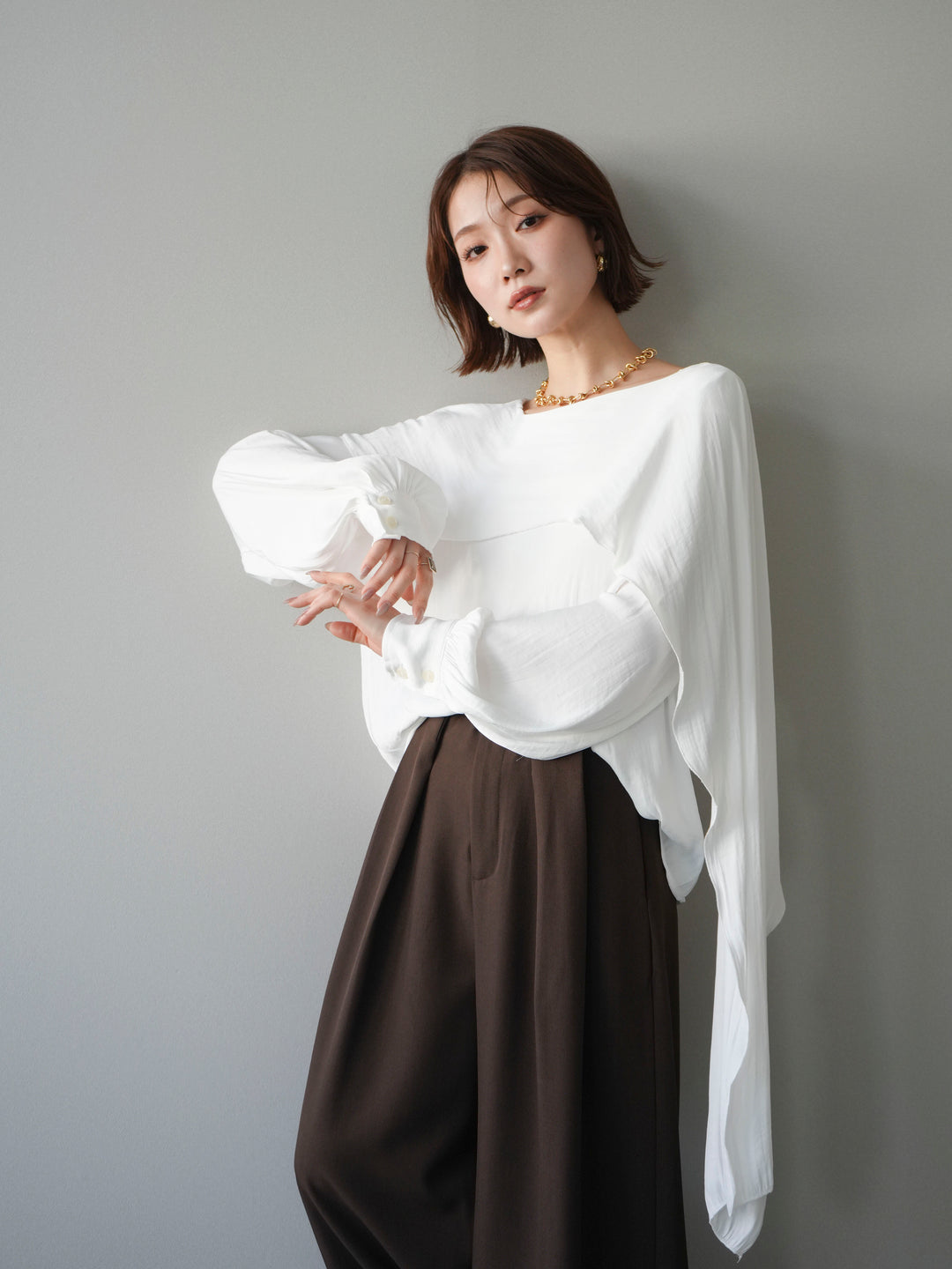 [予約]シルキードレープブラウス/white
