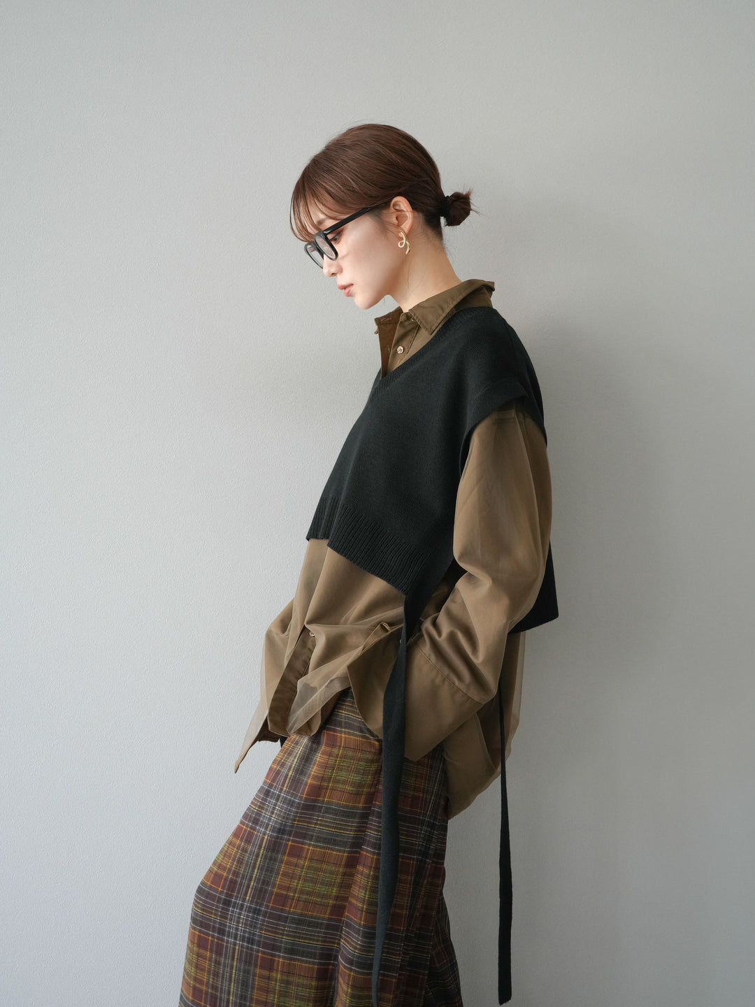 [予約]サイドリボンVネックショートニットベスト/ブラック