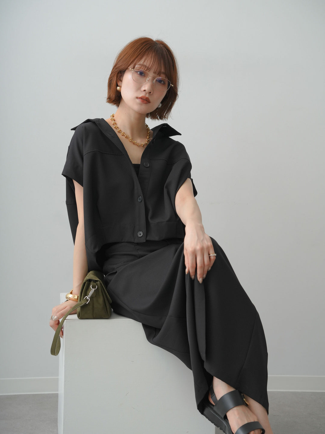 [SET]クレープデシンランタンノースリシャツ+クレープデシンフラップ付きストレートスカート(2set)