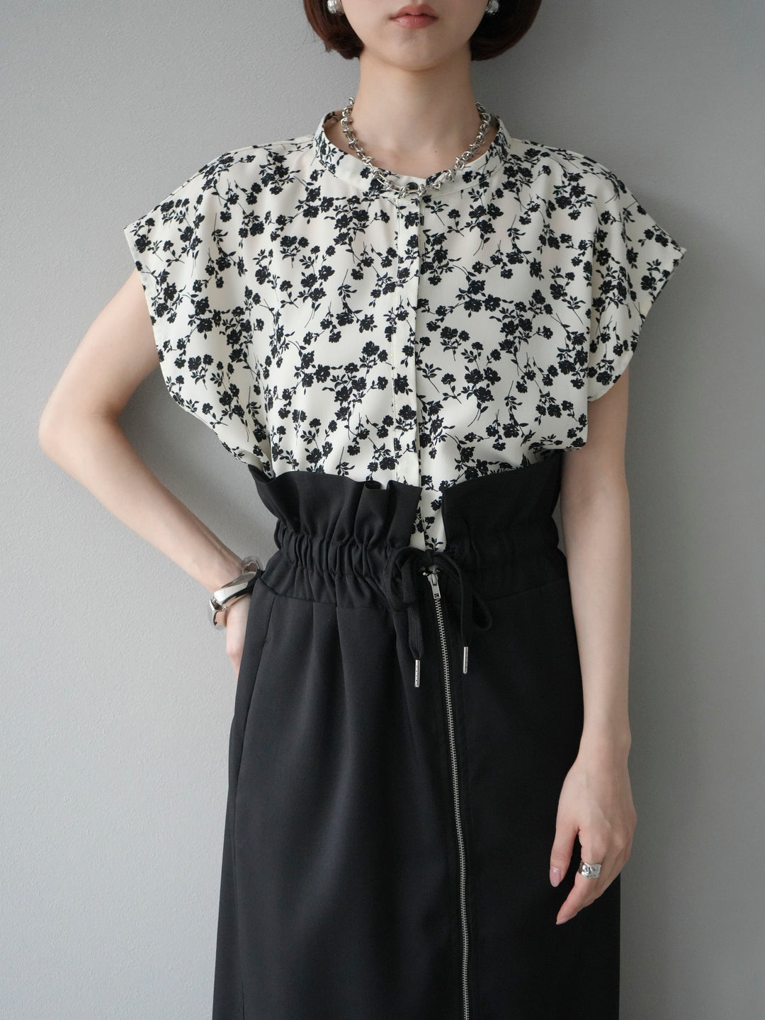 [予約]フラワープリントフレンチスリーブブラウス/アイボリー