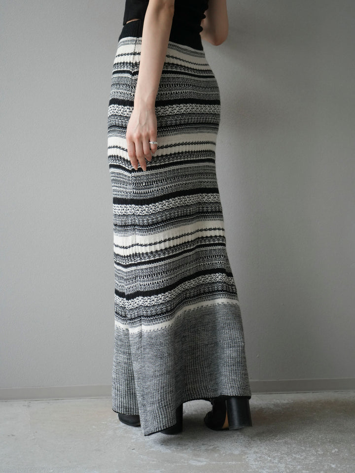 [予約]ガーター編みニットロングスカート/ホワイト×ブラック
