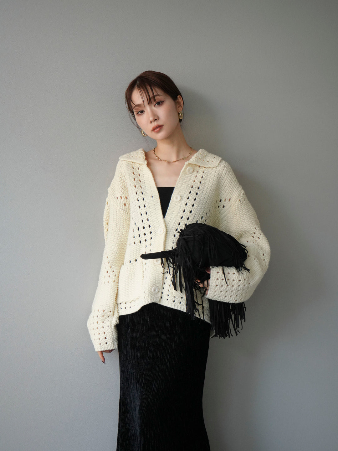 [予約]丸襟透かし編みニットカーディガン/オフ