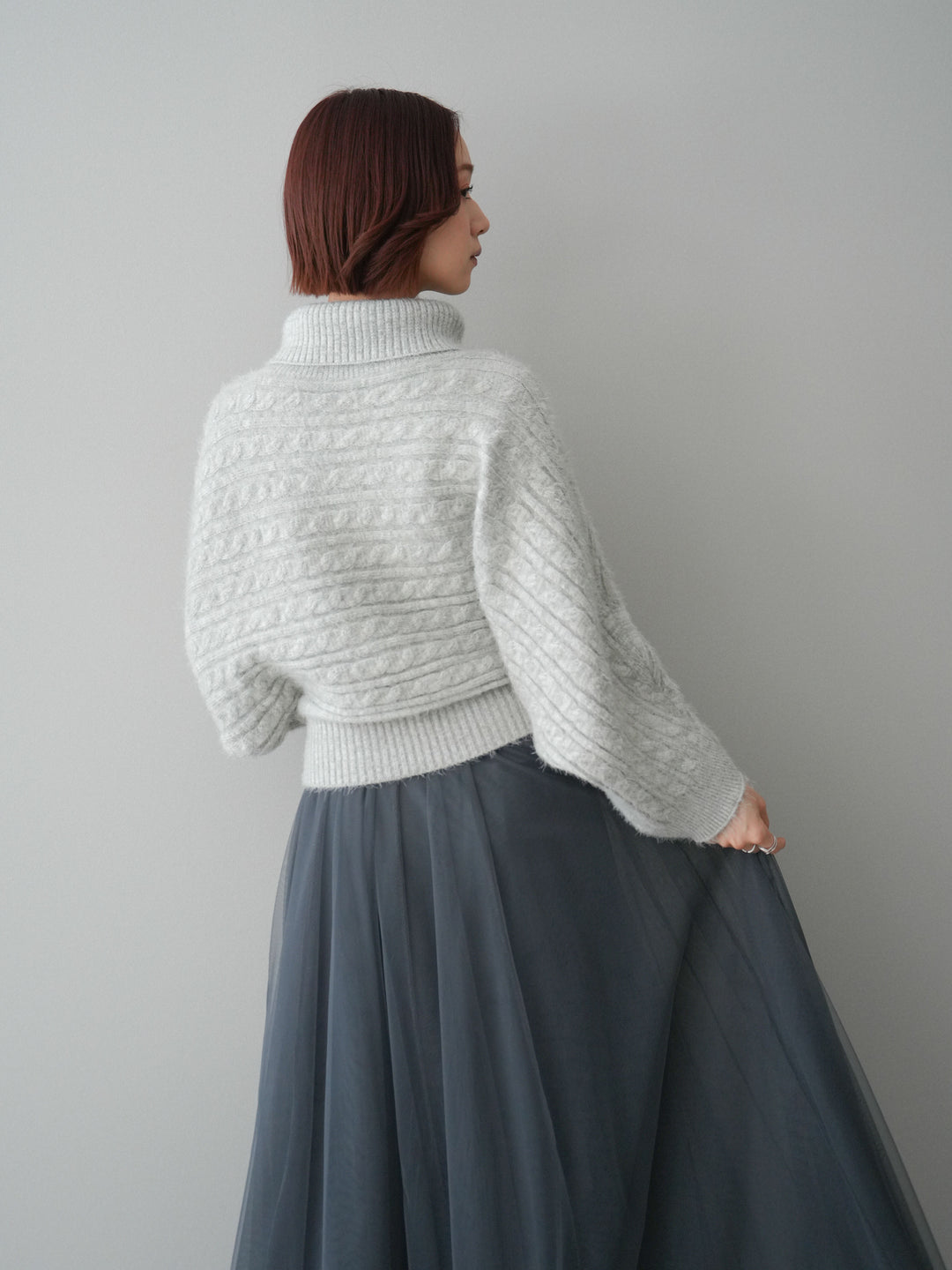 [予約]オフタートルケーブル編みニットプルオーバー/gray