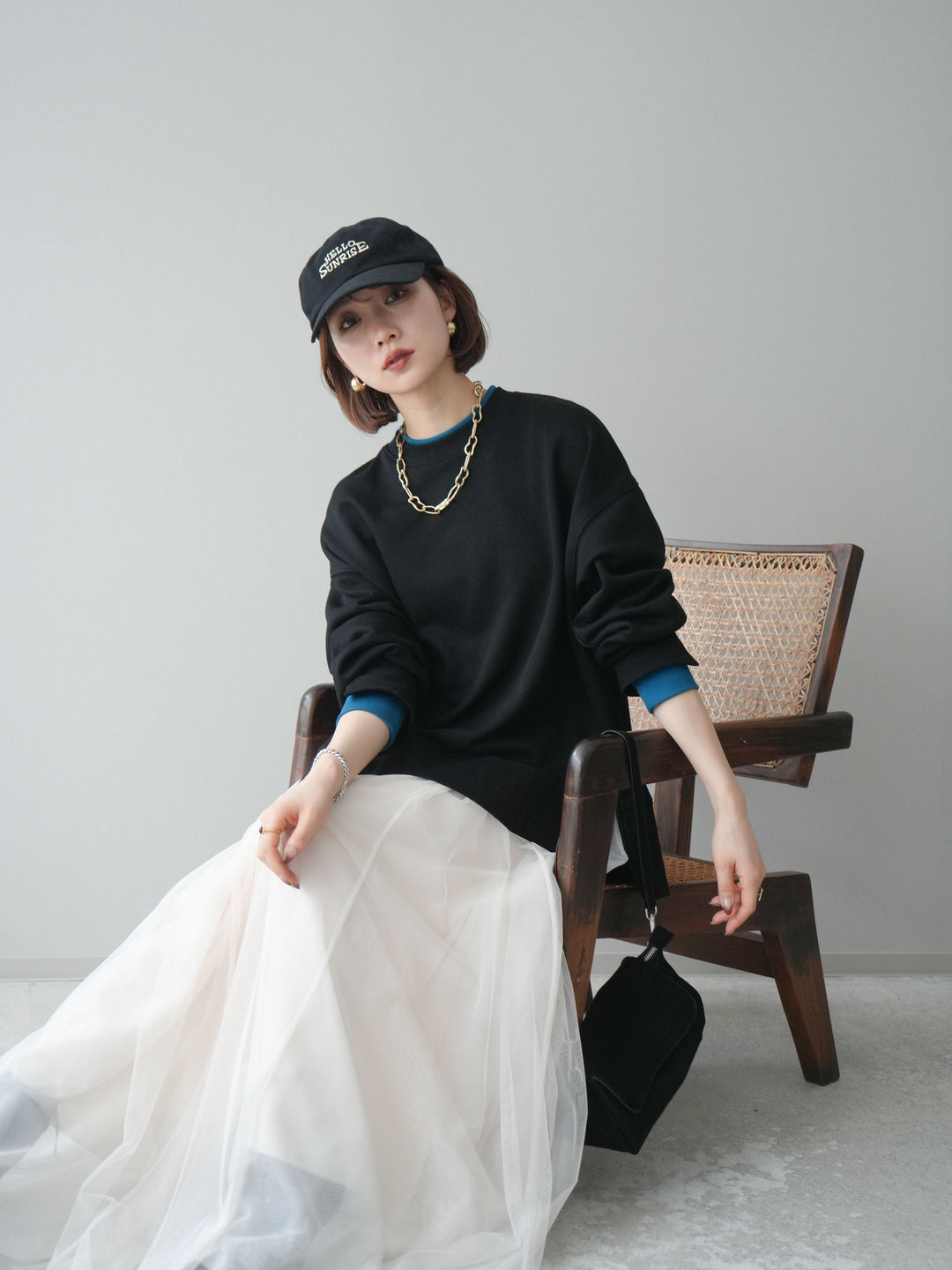 [予約]配色レイヤードデザインスエットプルオーバー/black