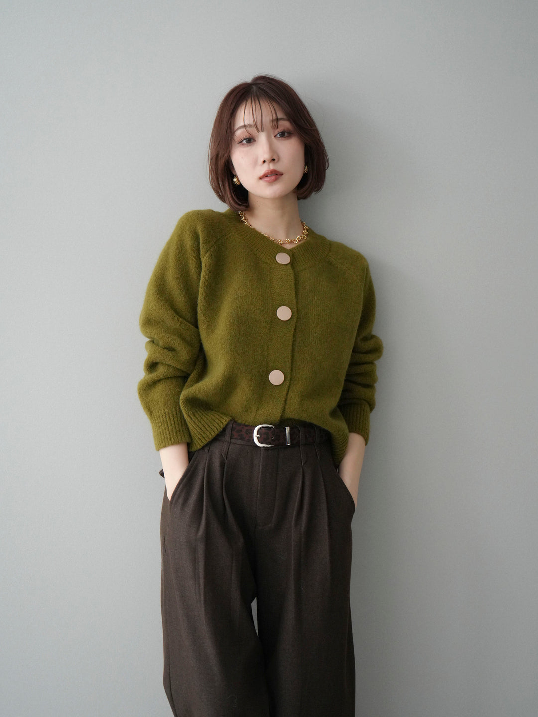 [SET]BIGボタンニットカーディガン+アニマル柄ベルト付きウールタッチワイドパンツ(2set)