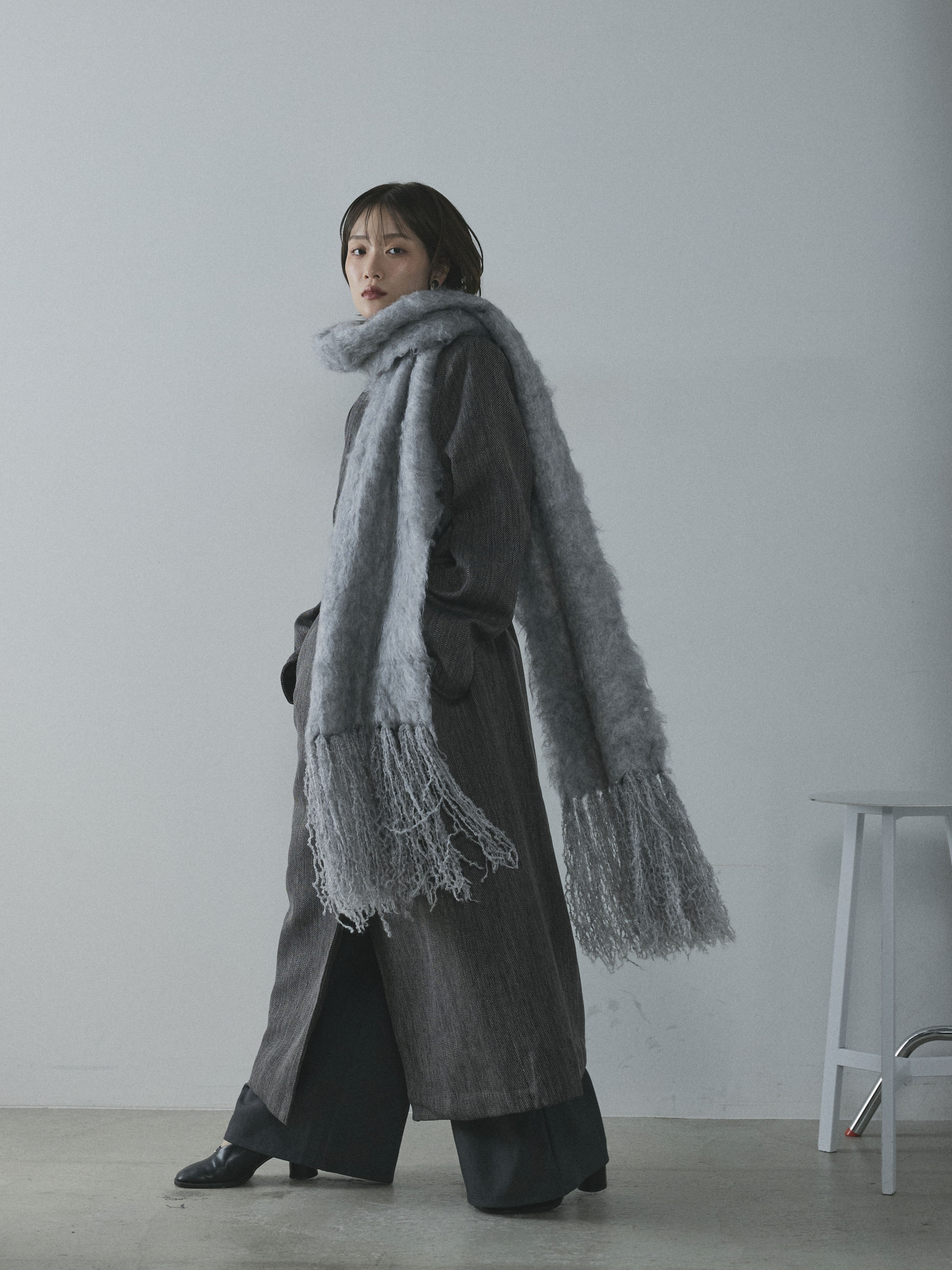 予約]ブークレシャギーニットマフラー/ gray – Lumier